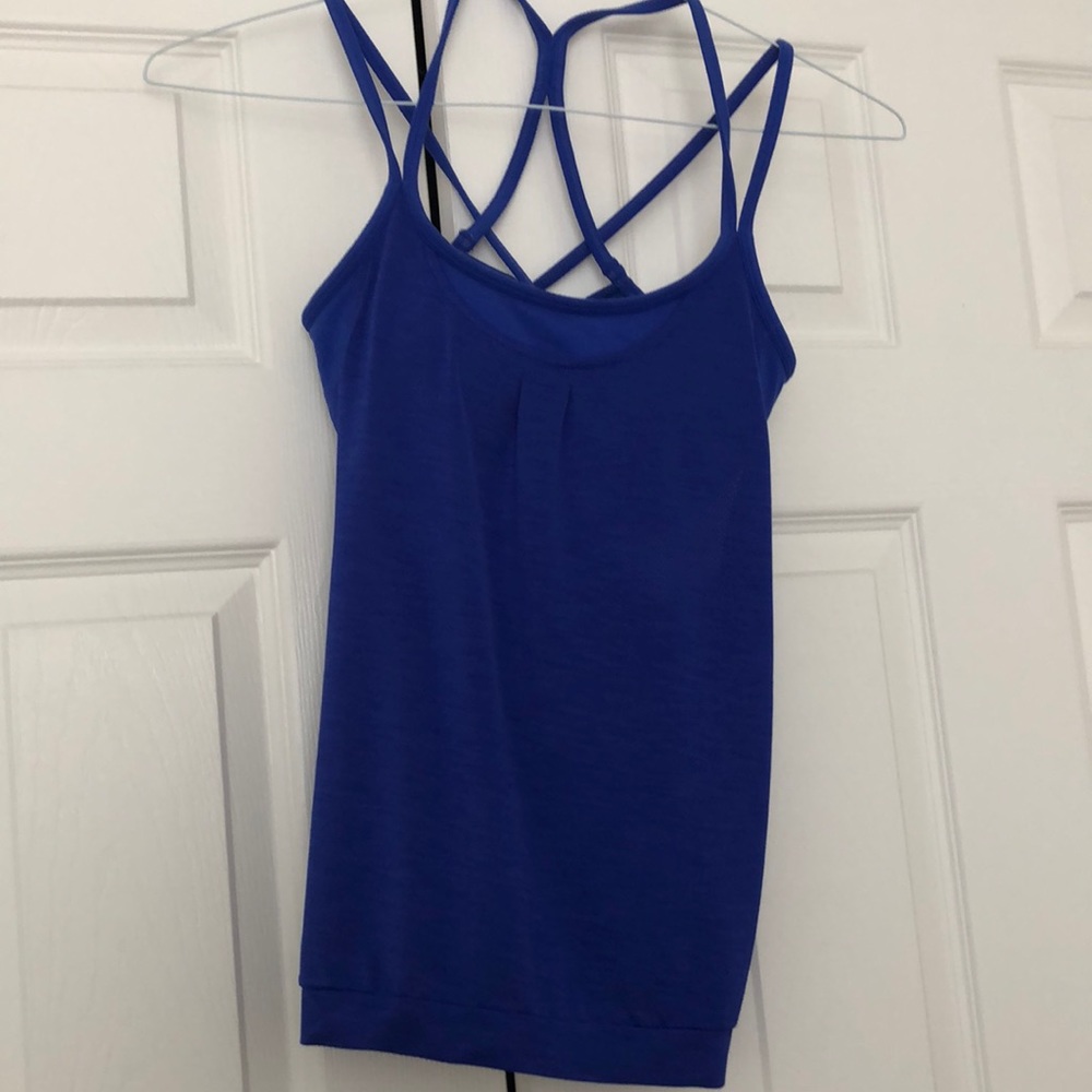Athleta tank with built in bra
